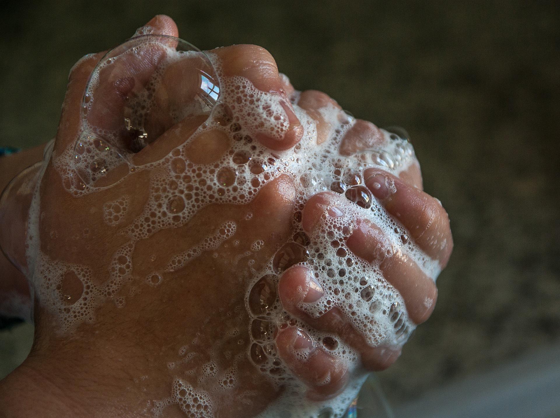 Estas desinfectando correctamente tus manos ?